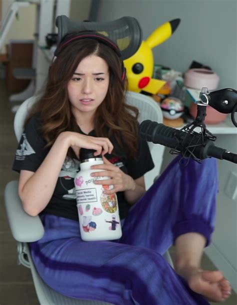 pokimane feet worship|Pokimane’s Delicious Soles .